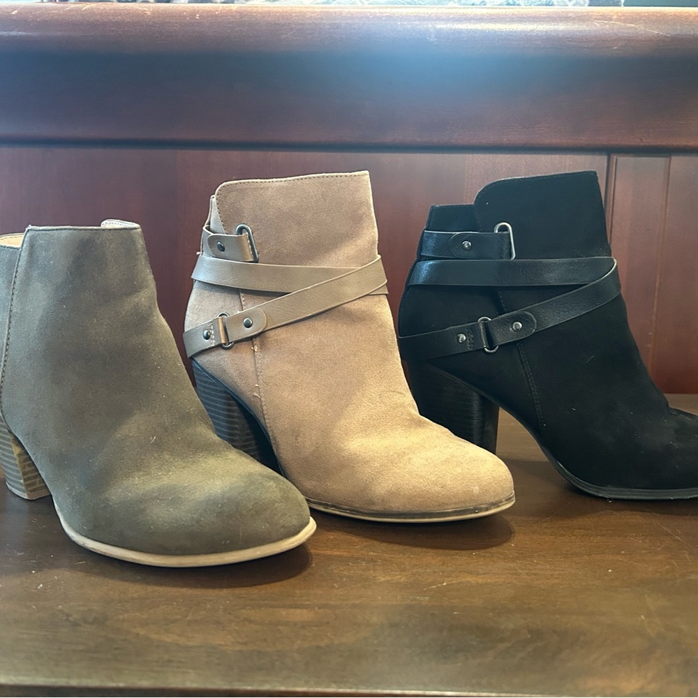 Women's Suede Ankle Boots - Black, Tan, and Green